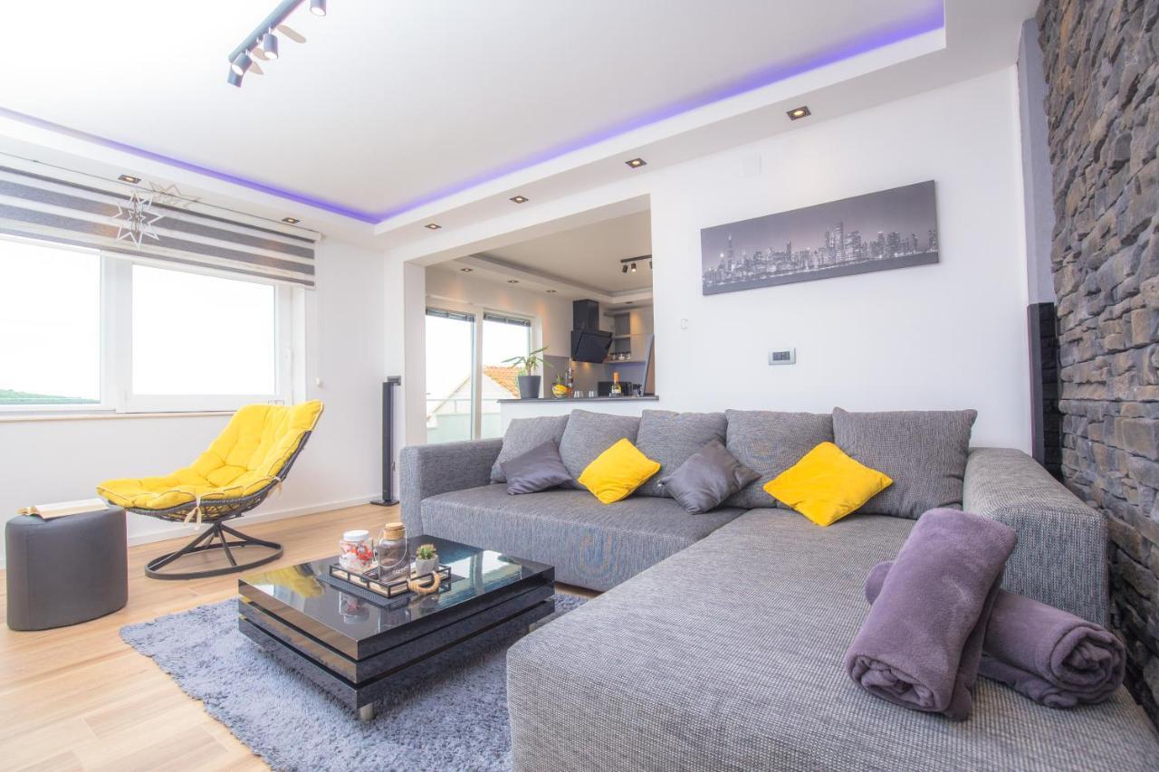 Apartment Gallery Primošten Zewnętrze zdjęcie